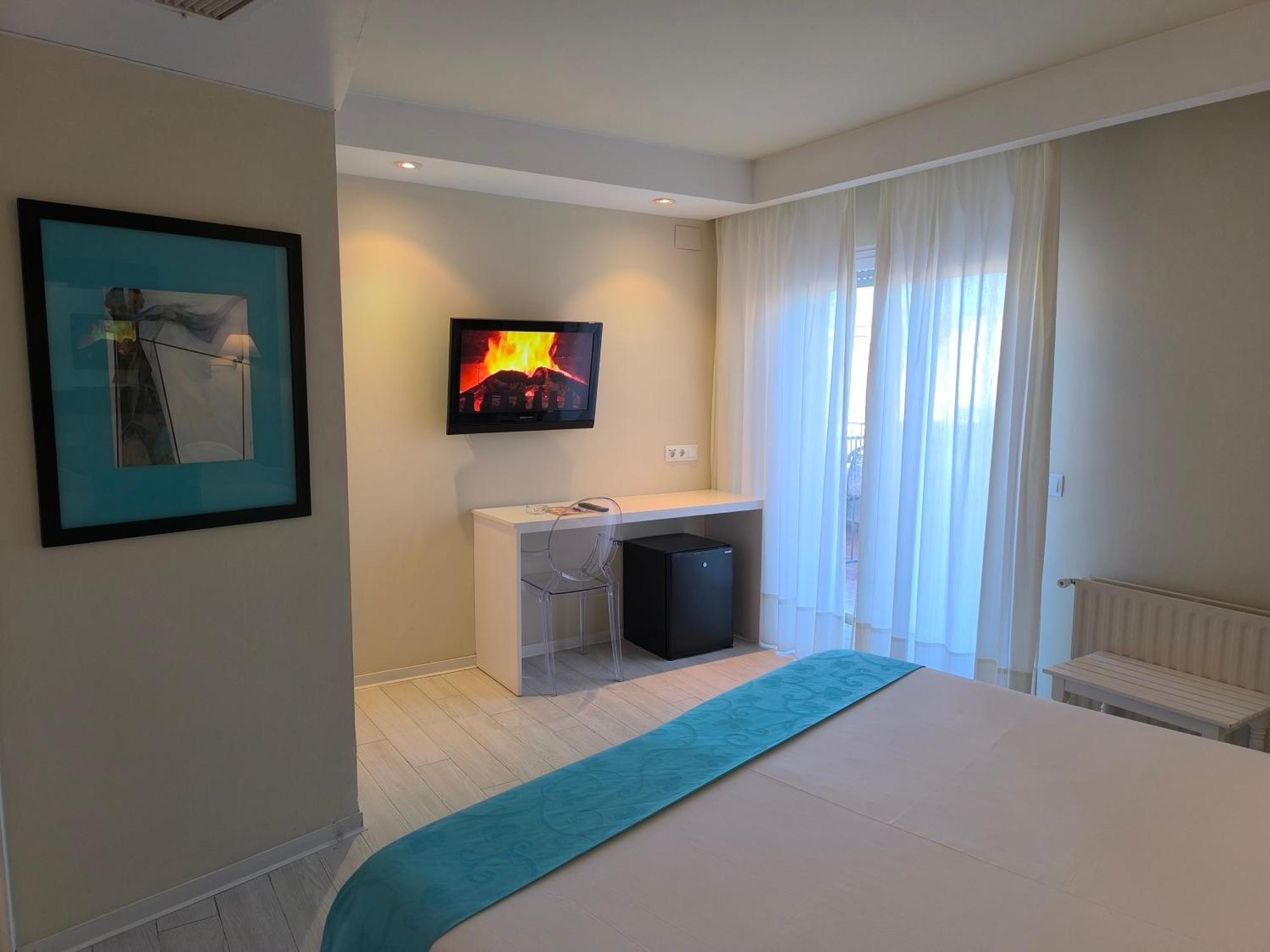 Hotel Spa La Terrassa Платжа-д'Ару Екстер'єр фото