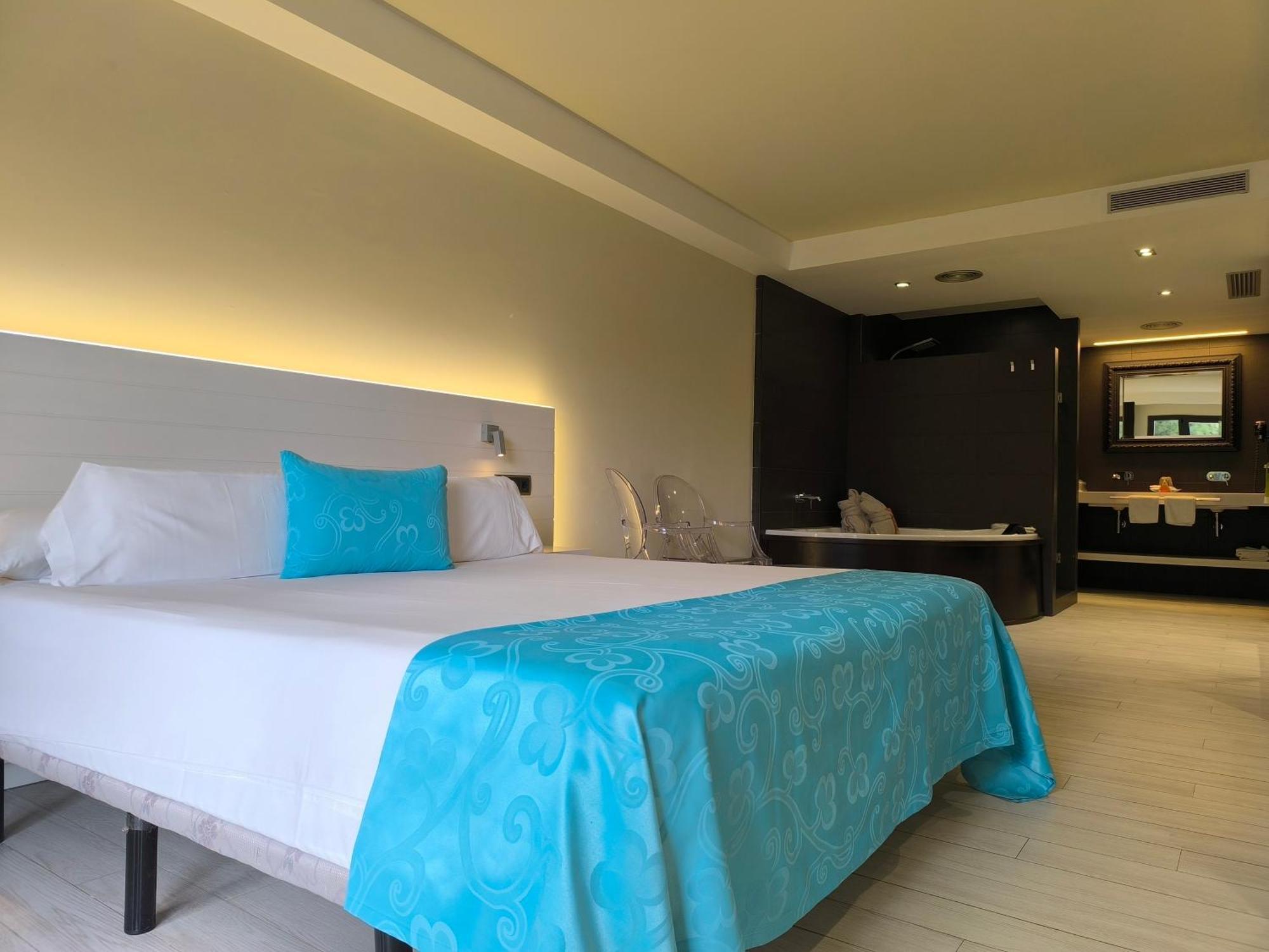 Hotel Spa La Terrassa Платжа-д'Ару Екстер'єр фото