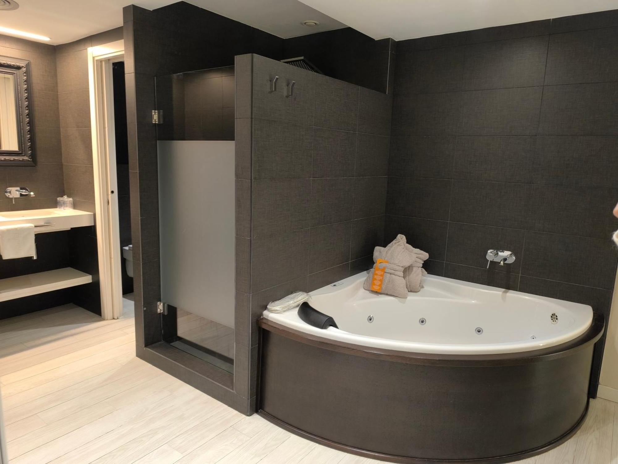 Hotel Spa La Terrassa Платжа-д'Ару Екстер'єр фото