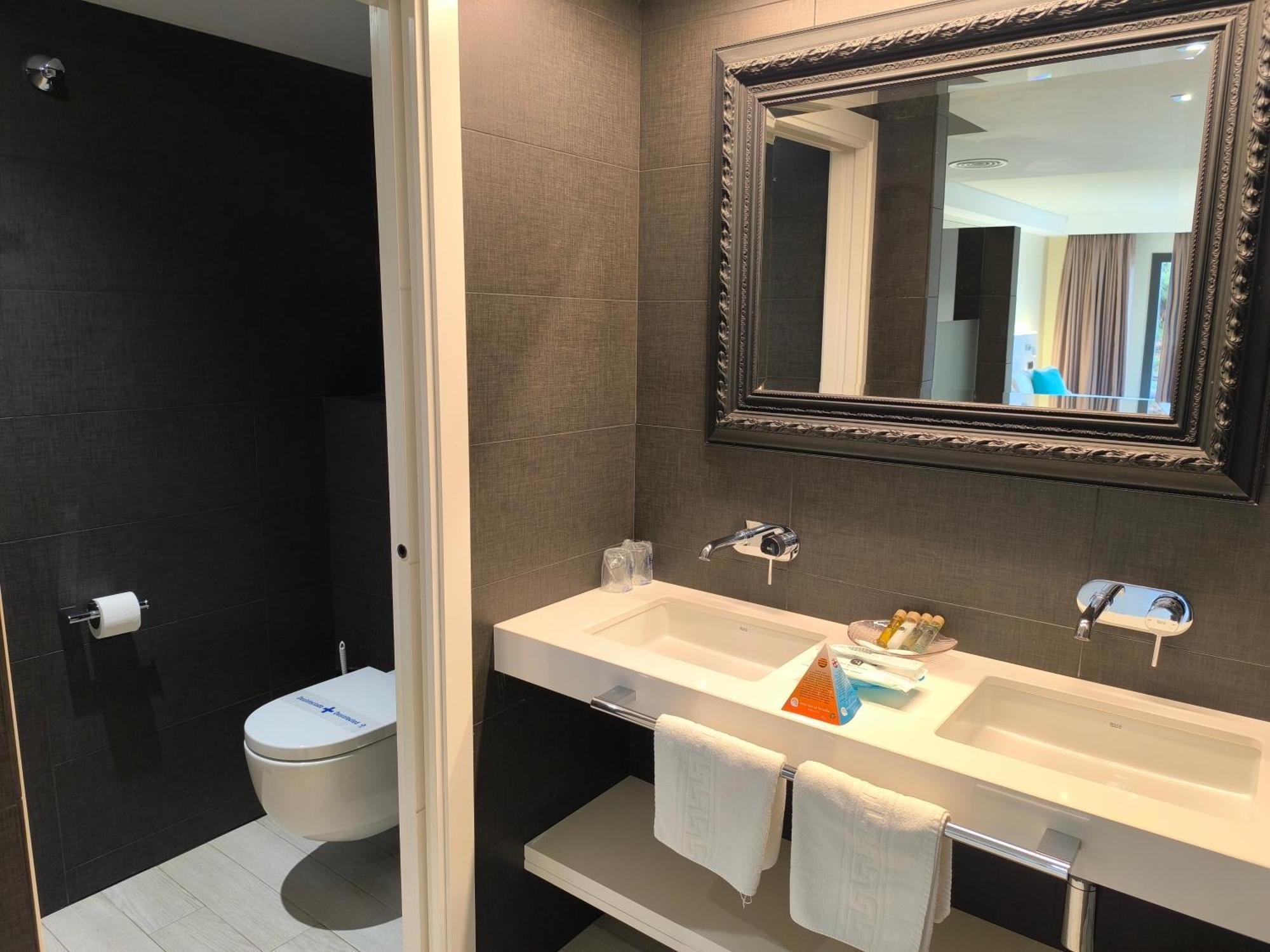 Hotel Spa La Terrassa Платжа-д'Ару Екстер'єр фото